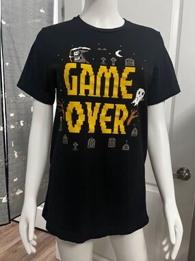 Wicked Clothes 'Game Over Screen' Unisex Black Tee Size Small